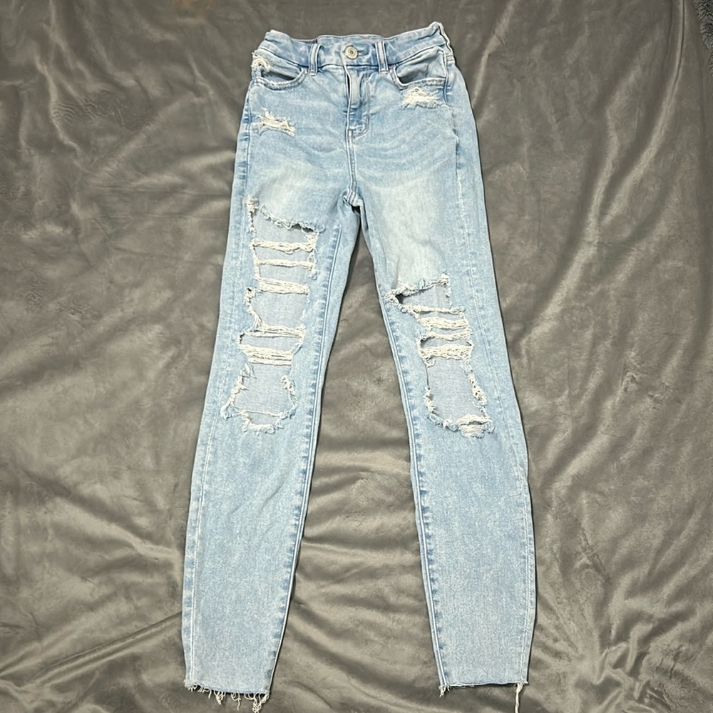 american eagle ripped jeans
